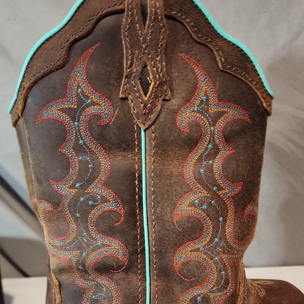 Justin Boots Brown Ankle Boots with Turquoise and Orange Embroidery - Picture 9 of 11